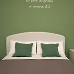 Fara's House Bed and Breakfast Νάπολη