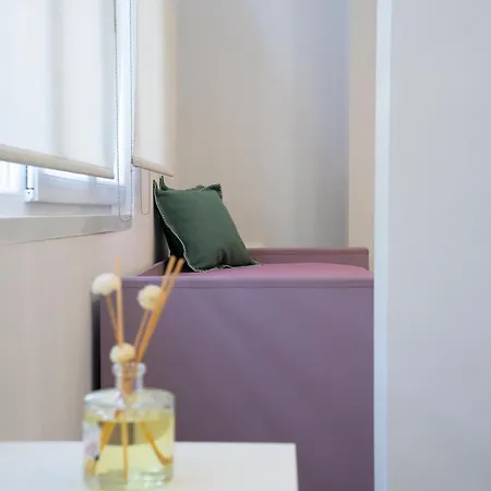 Fara's House Couette-café *